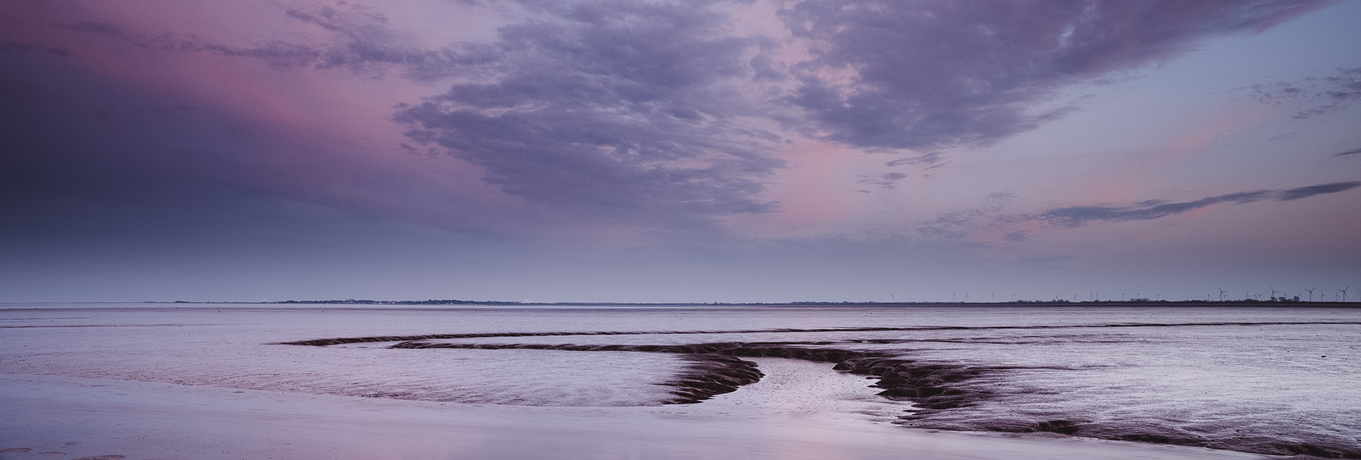 ae-photos_landschaftsfotografie_wattenmeer_priel_abendstimmung_1920x650